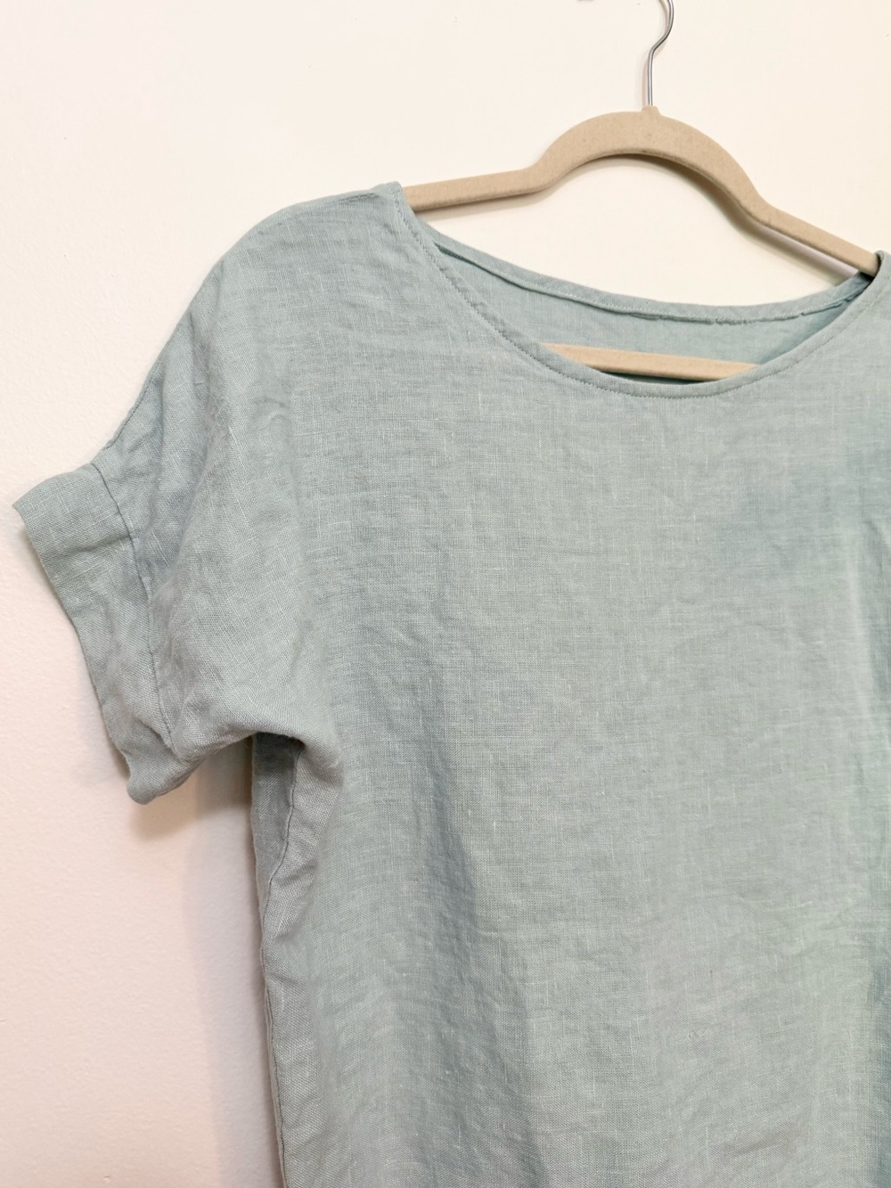 Handmade Linen Square Top - Picture 2 of 4